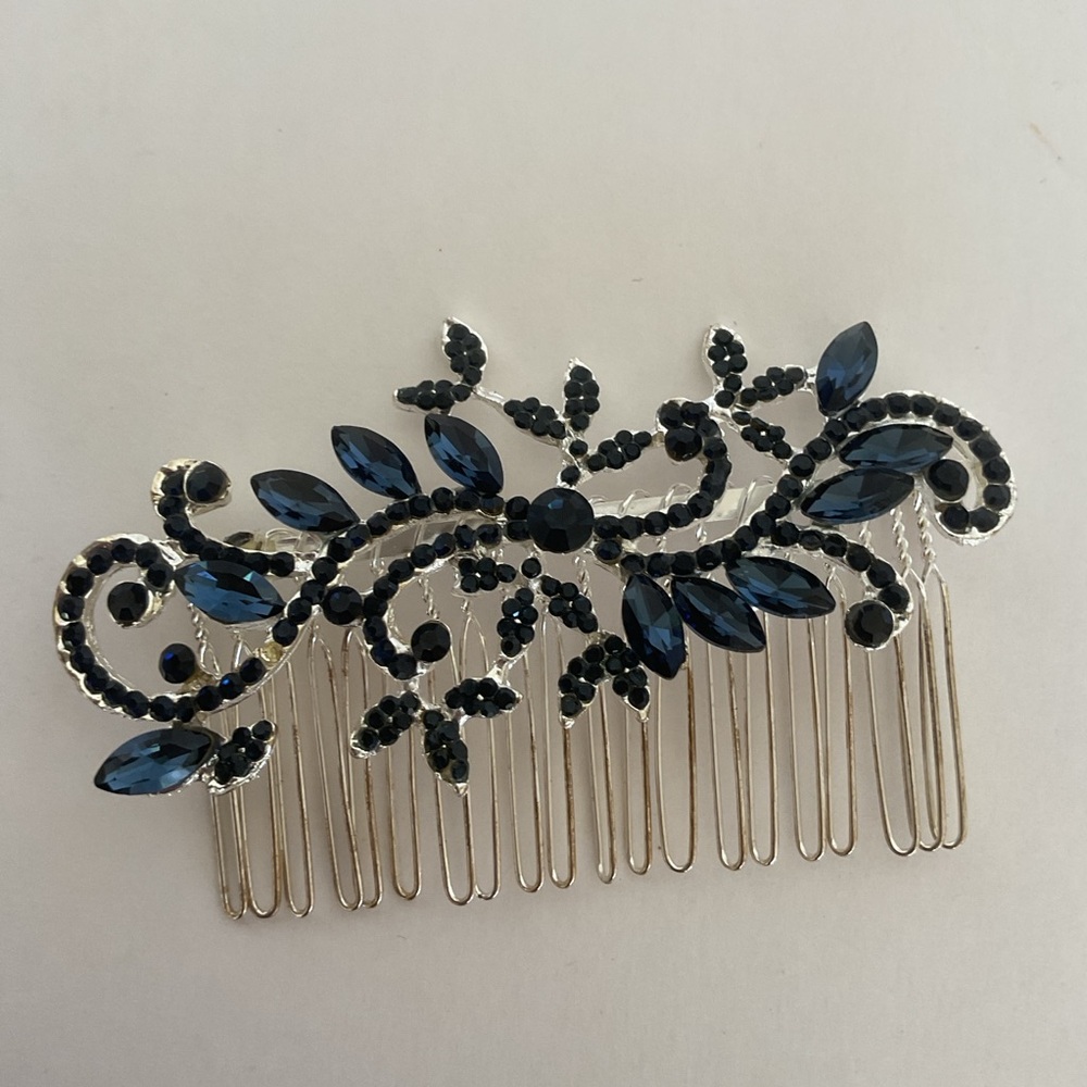 Vintage Blue and Silver Crystal Hair Comb